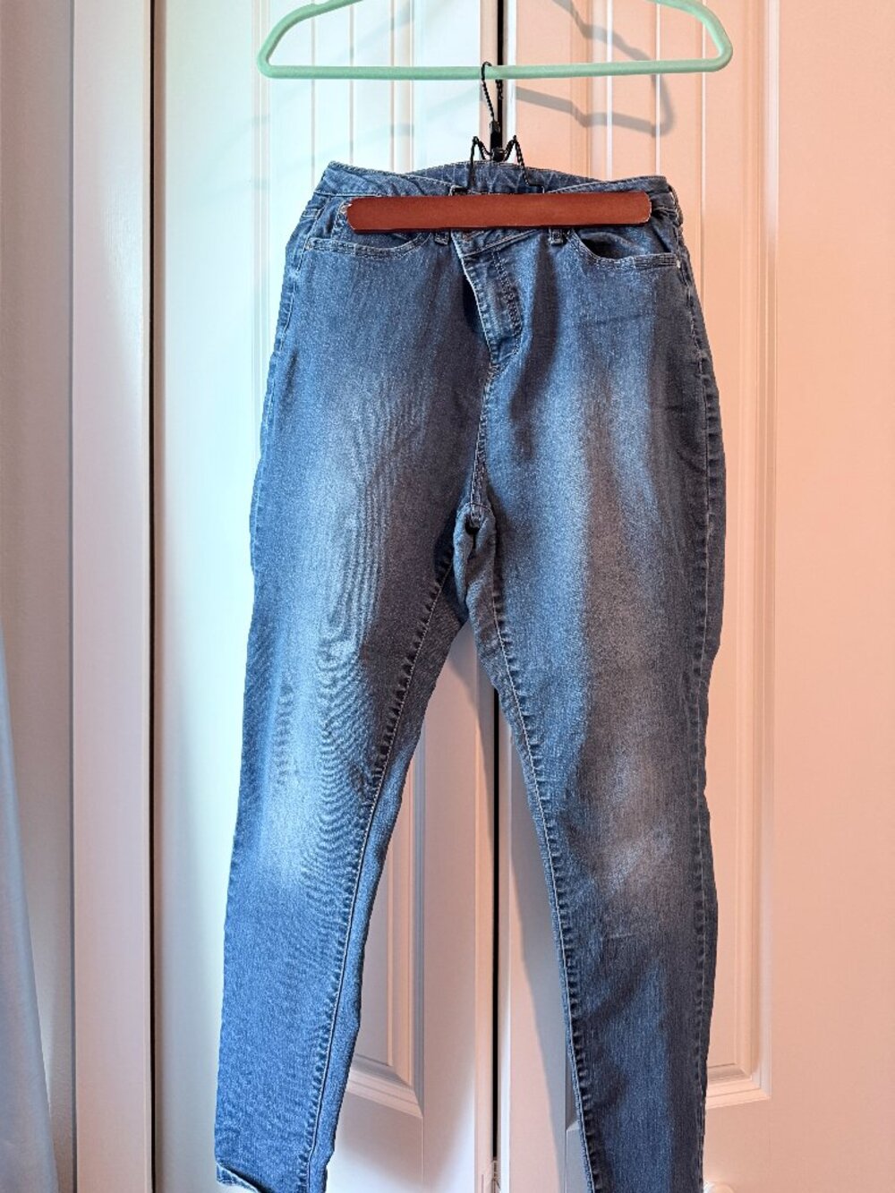 JLo skinny jeans